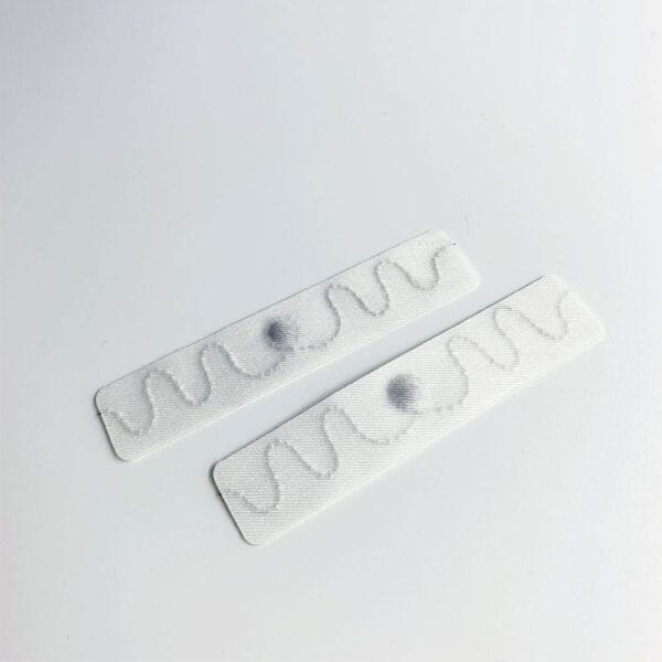 Etiquette RFID HF UHF lavable pour les blanchisseries commerciales